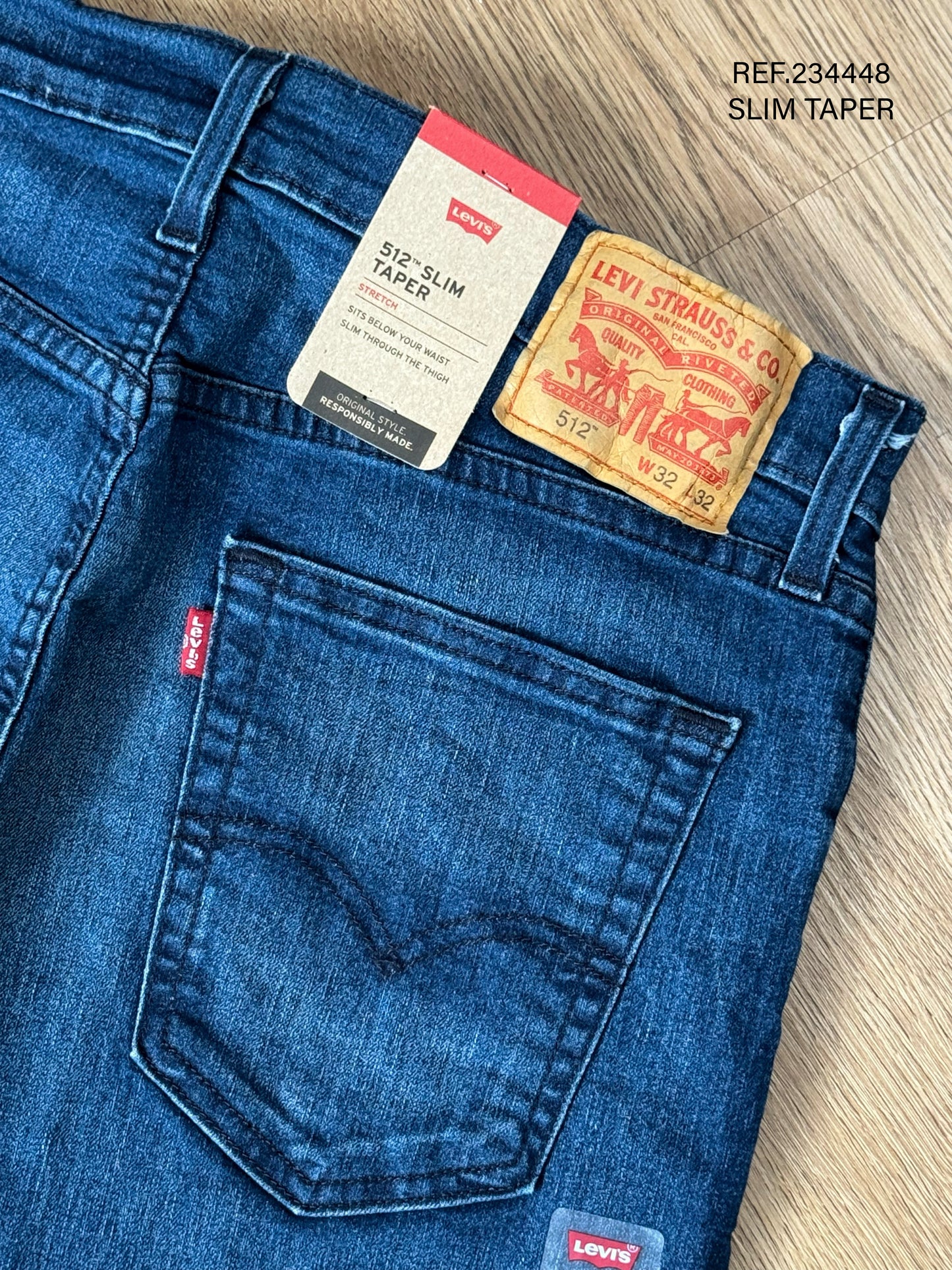 JEAN LEVIS