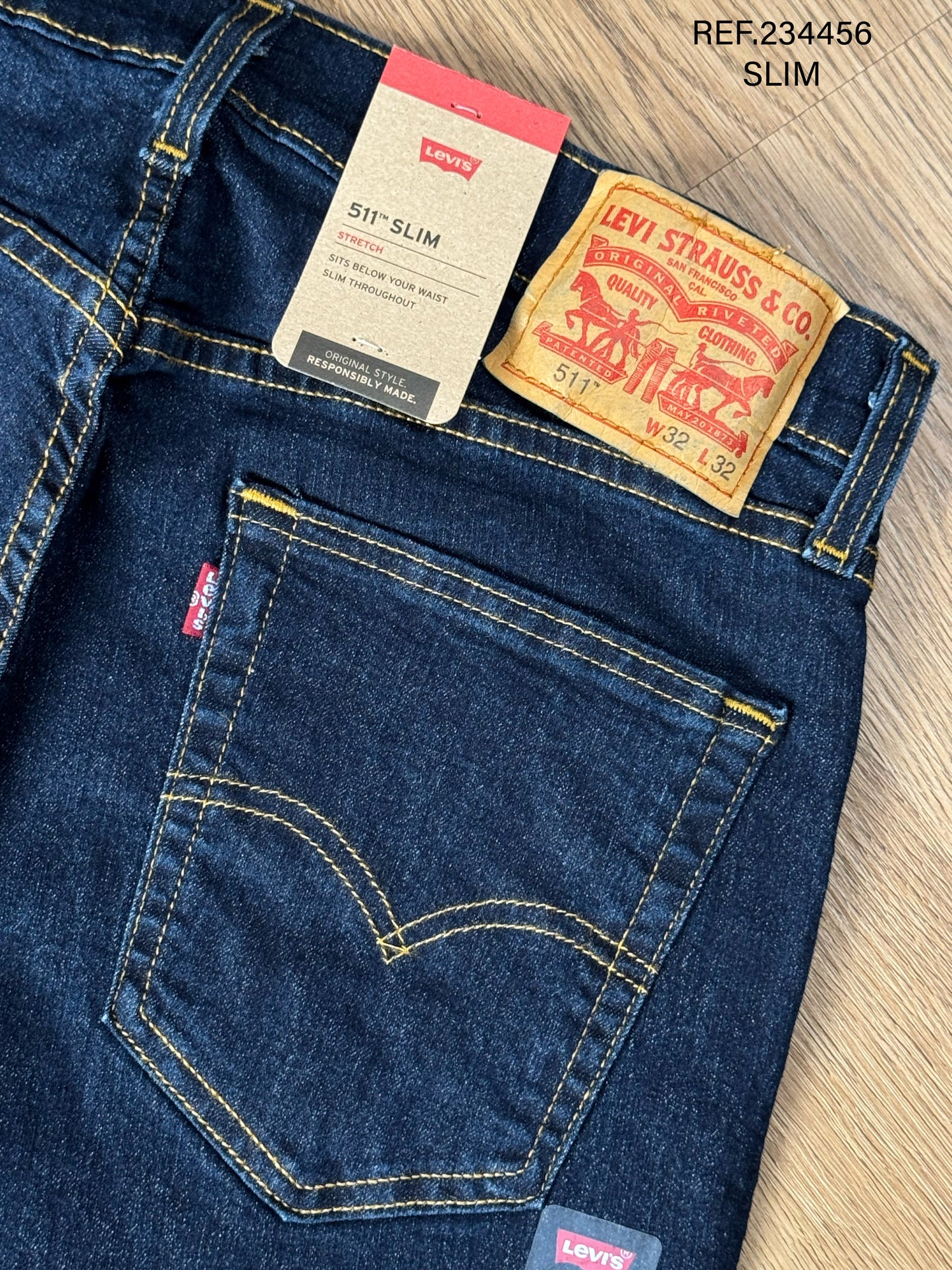 JEAN LEVIS